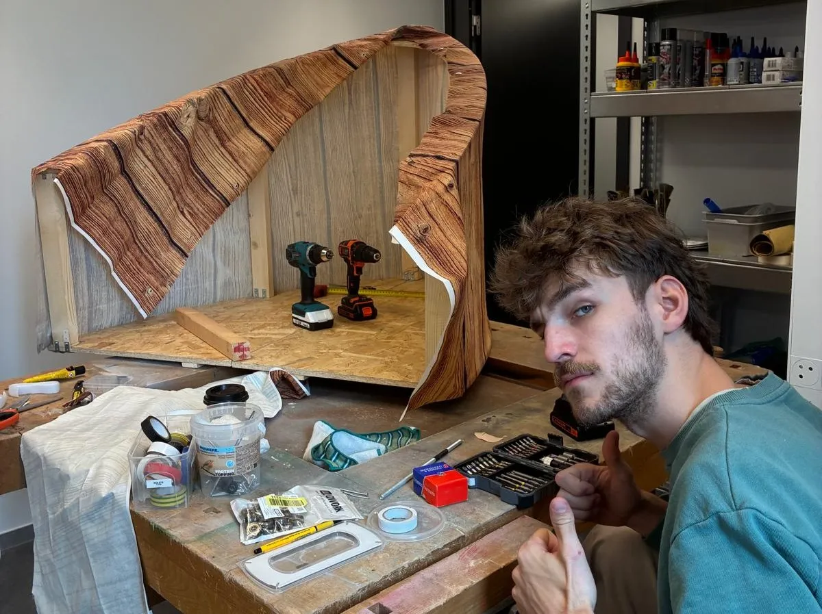 Building the boat bow